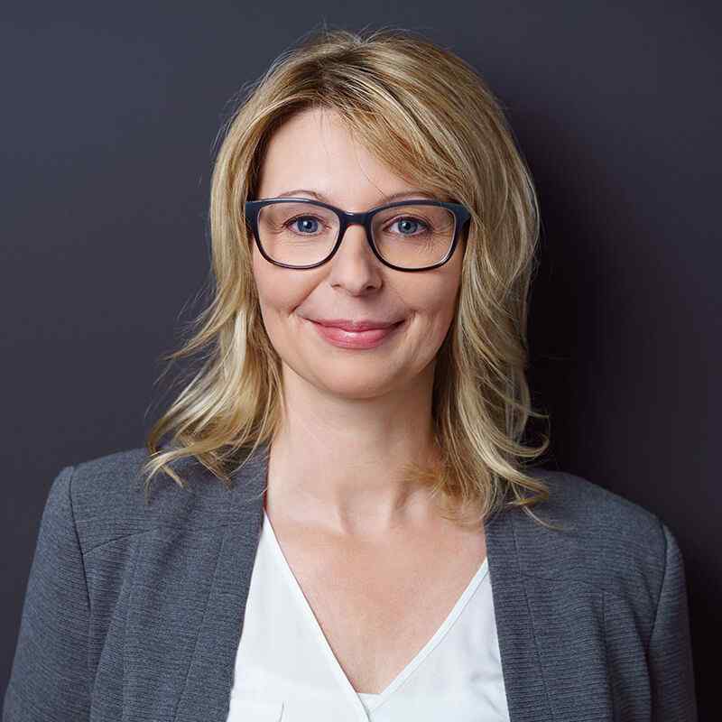 https://mortgagefriend.com/wp-content/uploads/2019/10/image_team_08.jpg